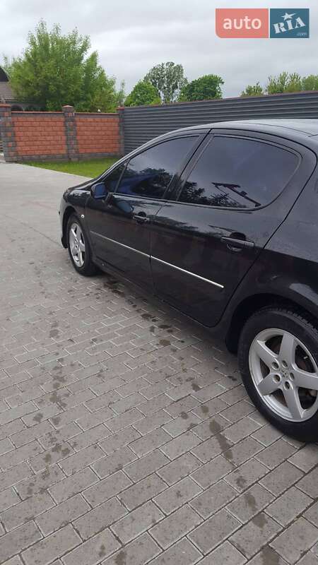 Седан Peugeot 407 2006 в Шумську