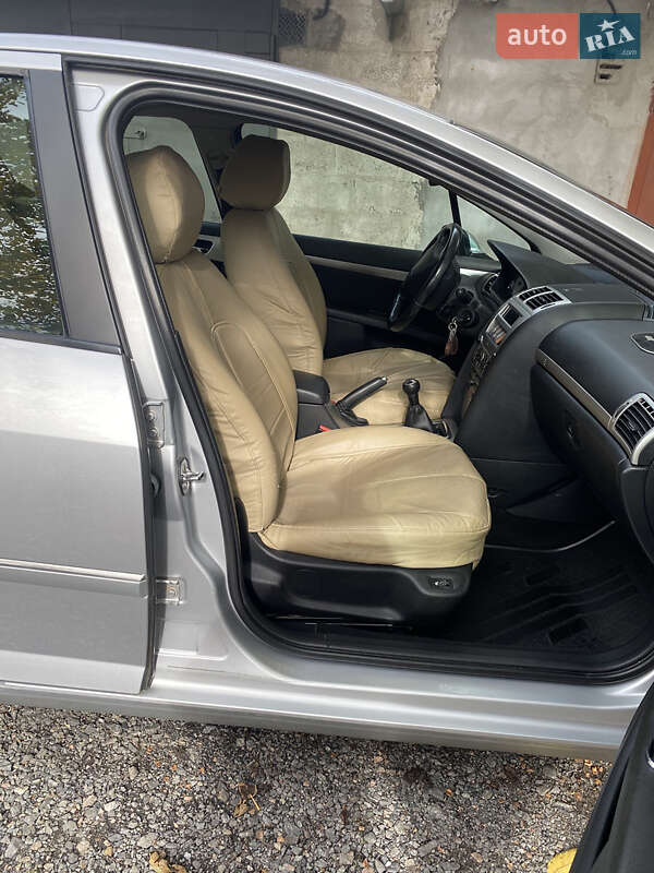Седан Peugeot 407 2008 в Кривом Роге