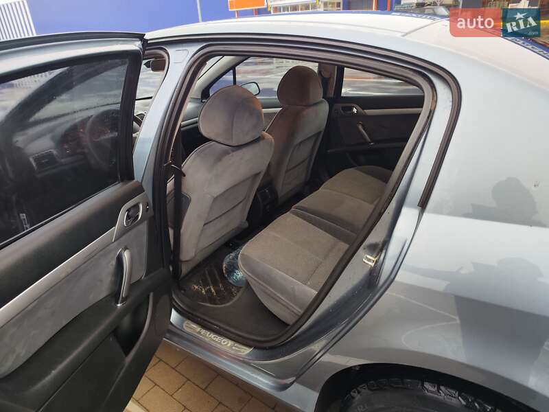 Седан Peugeot 407 2004 в Сумах