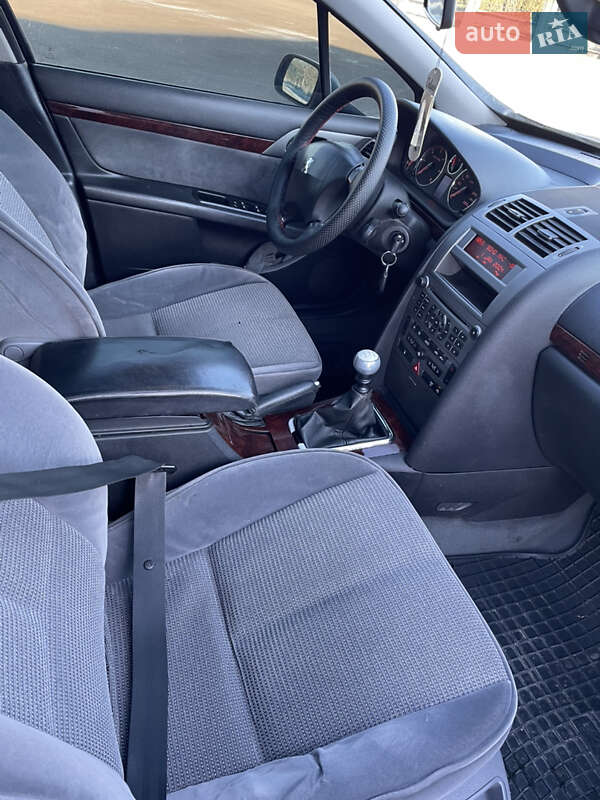 Седан Peugeot 407 2004 в Костополе