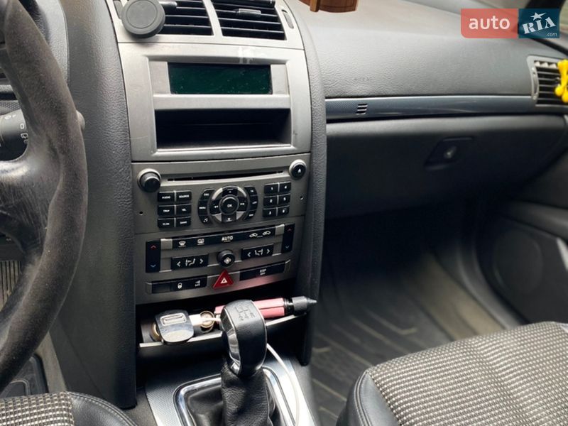 Седан Peugeot 407 2005 в Східниці
