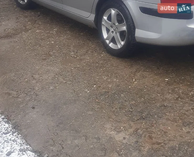 Peugeot 407 2004