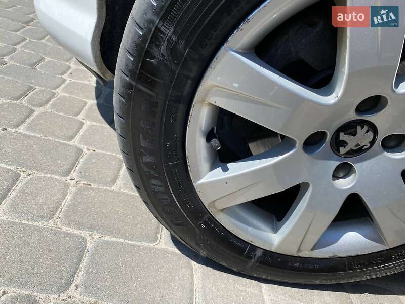 Седан Peugeot 408 2013 в Харкові