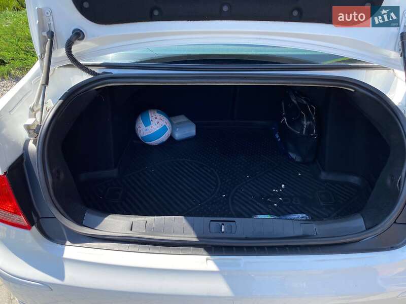 Седан Peugeot 408 2013 в Харкові