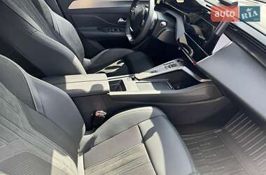 Лифтбек Peugeot 408 2024 в 