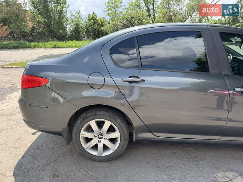 Седан Peugeot 408 2013 в Погребище