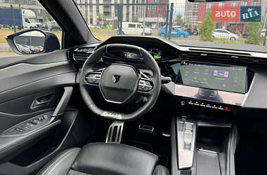 Лифтбек Peugeot 408 2023 в 