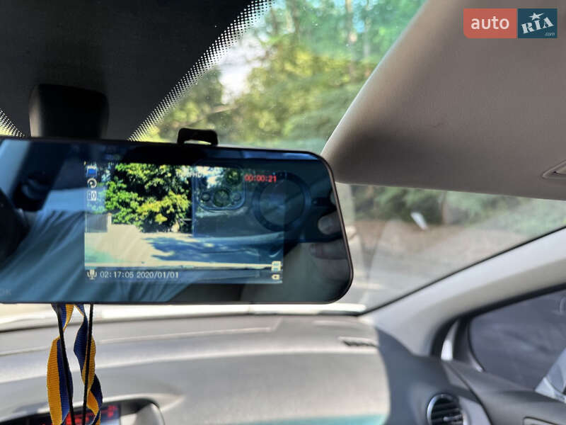 Седан Peugeot 408 2013 в Києві