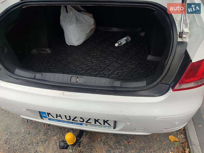 Седан Peugeot 408 2013 в Киеве фото 21 Седан Peugeot 408 2013 в Киеве