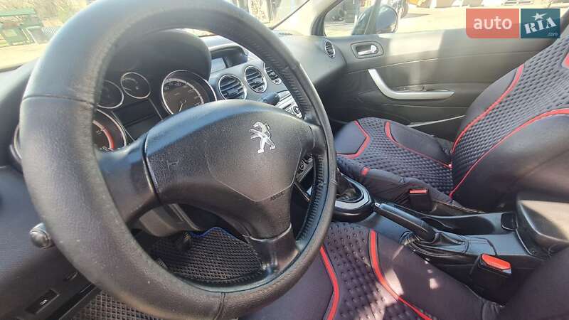 Седан Peugeot 408 2013 в Львові