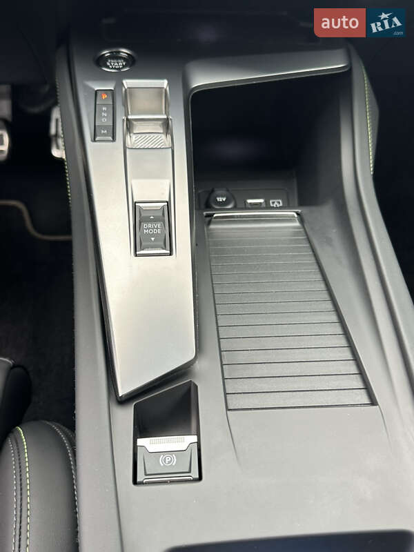 Лифтбек Peugeot 408 2023 в Киеве