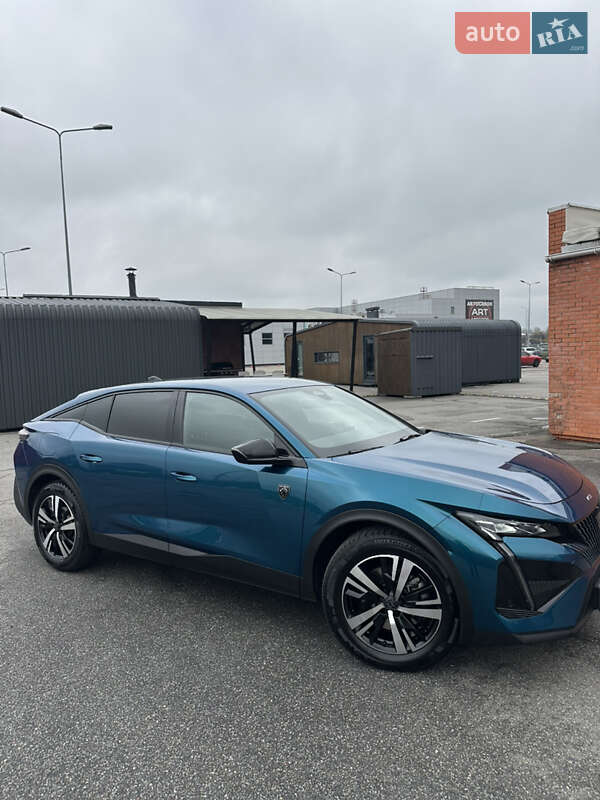 Лифтбек Peugeot 408 2023 в Киеве