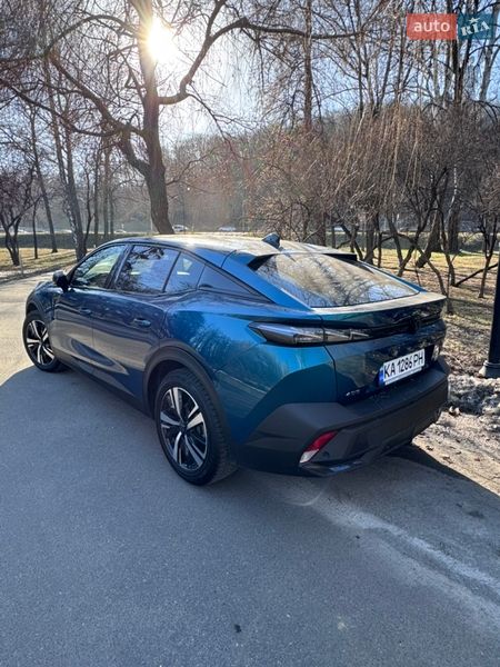 Лифтбек Peugeot 408 2023 в Киеве
