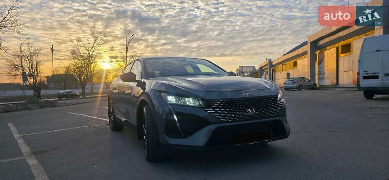Лифтбек Peugeot 408 2023 в Львове