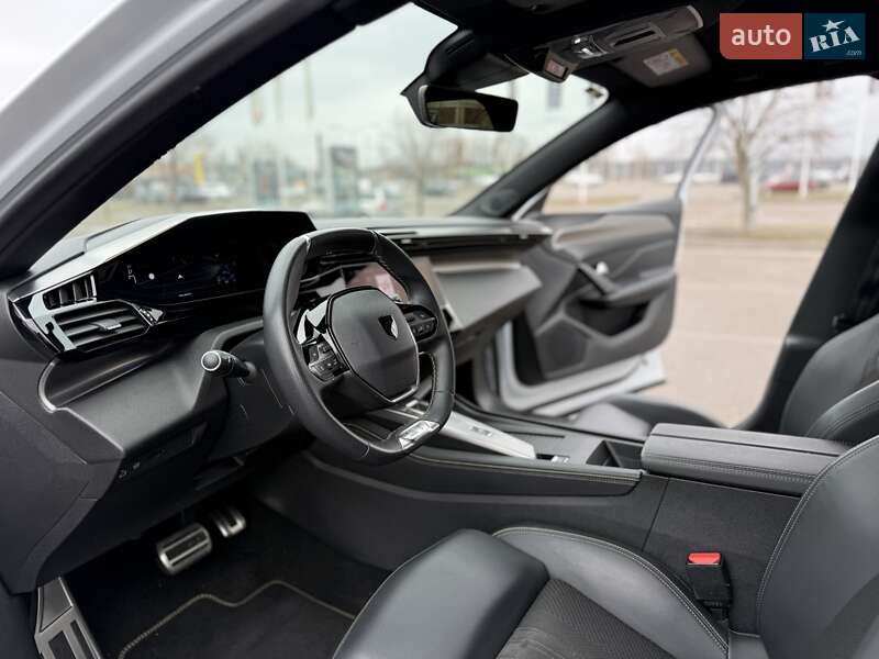 Лифтбек Peugeot 408 2023 в Киеве