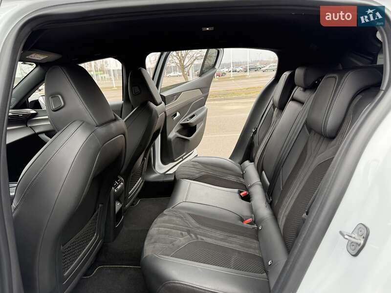 Лифтбек Peugeot 408 2023 в Киеве