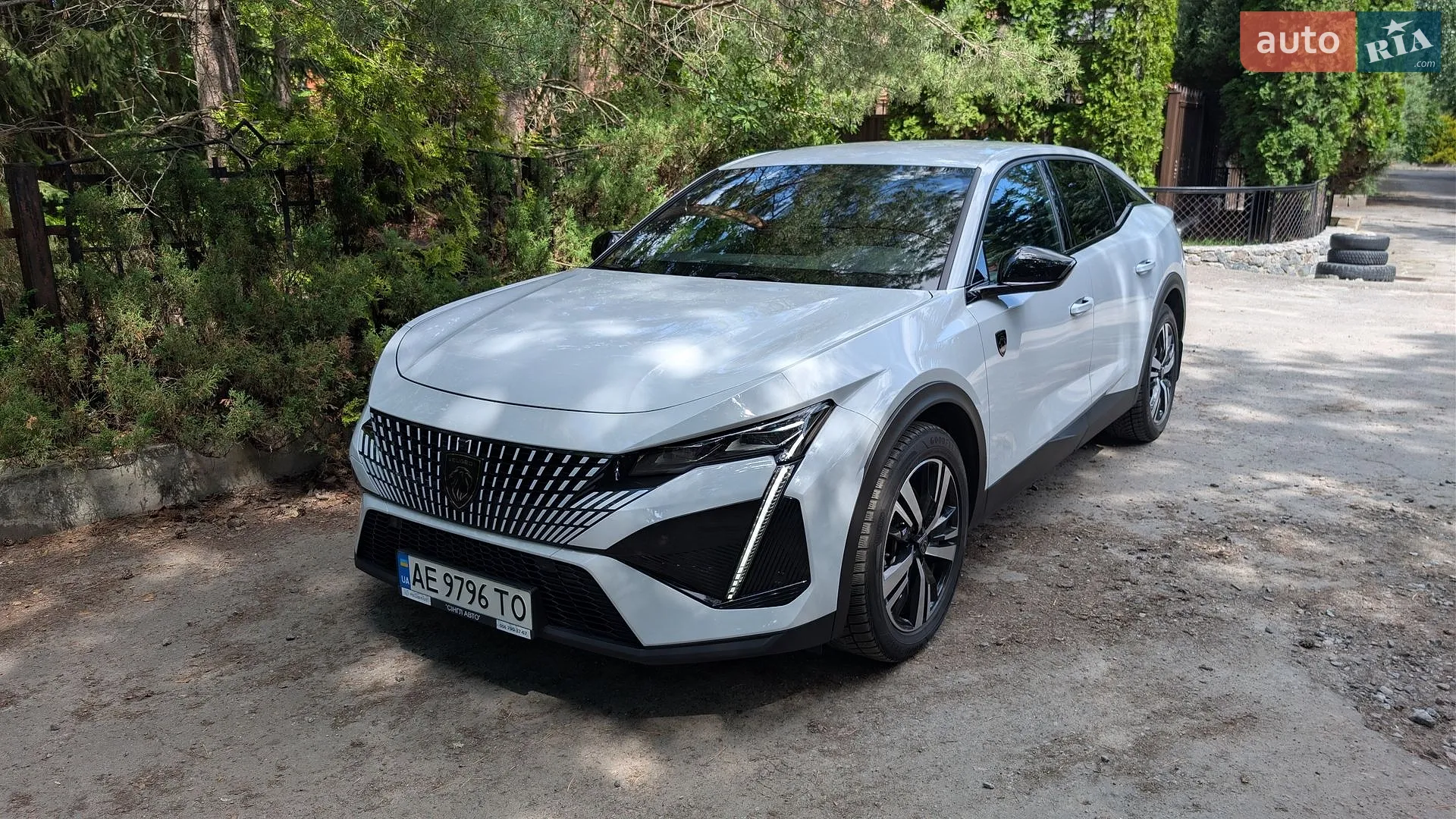Peugeot 408 2023