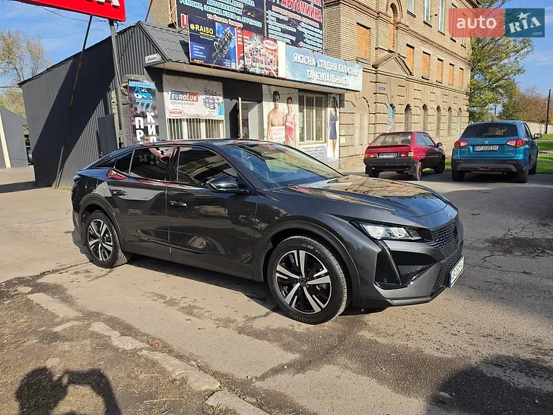 Peugeot 408