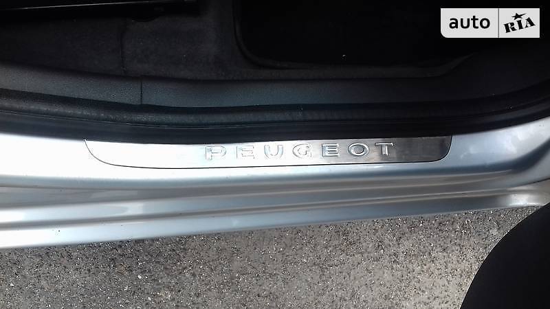 Мінівен Peugeot 5008 2011 в Кременчуці