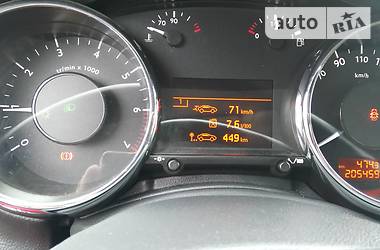 Мінівен Peugeot 5008 2010 в 