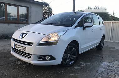 Мінівен Peugeot 5008 2010 в Калуші