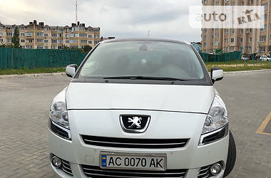 Минивэн Peugeot 5008 2011 в Луцке