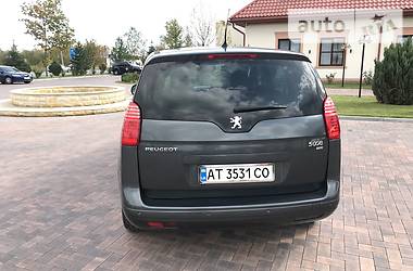 Универсал Peugeot 5008 2013 в Коломые