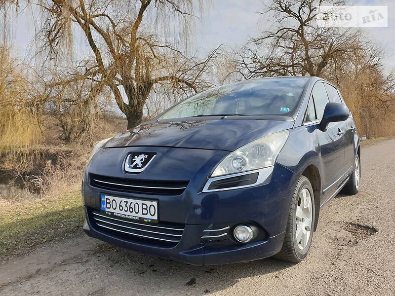 Мінівен Peugeot 5008 2010 в Снятині