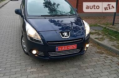 Мінівен Peugeot 5008 2010 в 