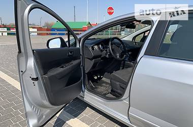Мінівен Peugeot 5008 2011 в 