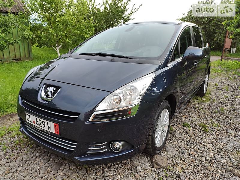 Минивэн Peugeot 5008 2013 в Казатине