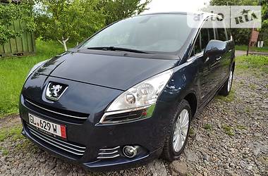 Мінівен Peugeot 5008 2013 в 