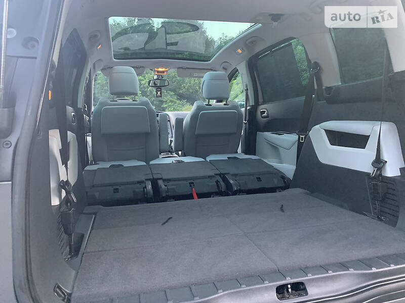 Універсал Peugeot 5008 2010 в Полтаві