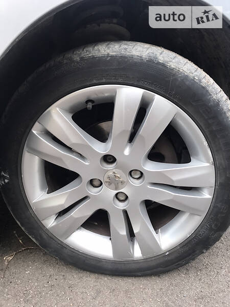 Мінівен Peugeot 5008 2010 в Золочеві фото 18 Мінівен Peugeot 5008 2010 в Золочеві