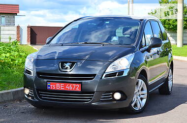 Минивэн Peugeot 5008 2011 в Ровно