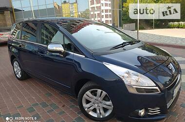 Универсал Peugeot 5008 2010 в Ивано-Франковске