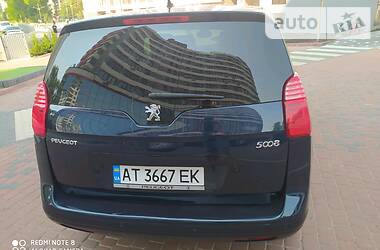 Универсал Peugeot 5008 2010 в Ивано-Франковске