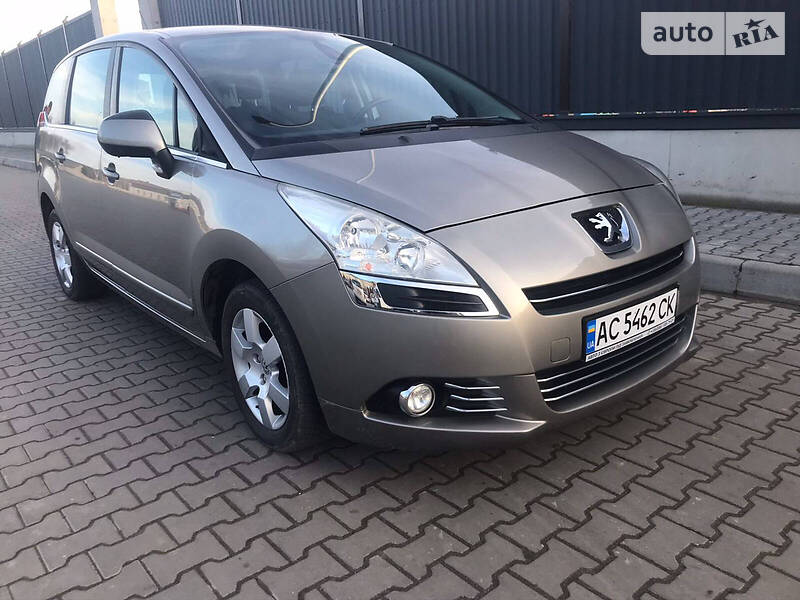 Peugeot 5008