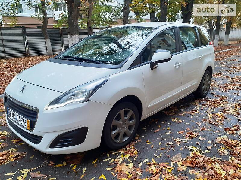 Универсал Peugeot 5008 2014 в Полтаве