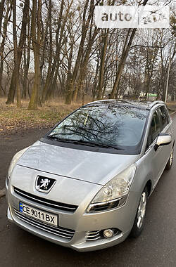 Минивэн Peugeot 5008 2012 в Черновцах