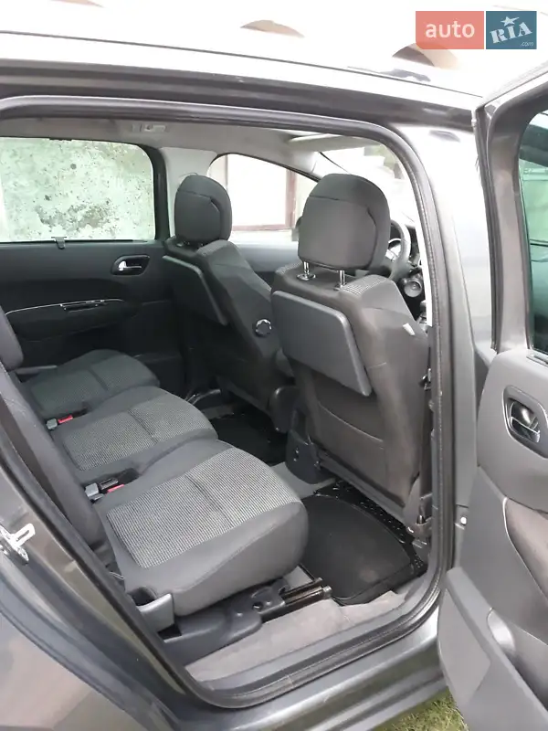 Peugeot 5008 2010 VIN VF30E5FV8AS323081 фото оголошення 6 з 45