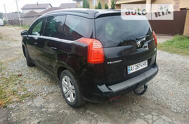 Мінівен Peugeot 5008 2010 в Києві