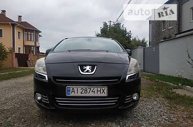 Минивэн Peugeot 5008 2010 в Киеве