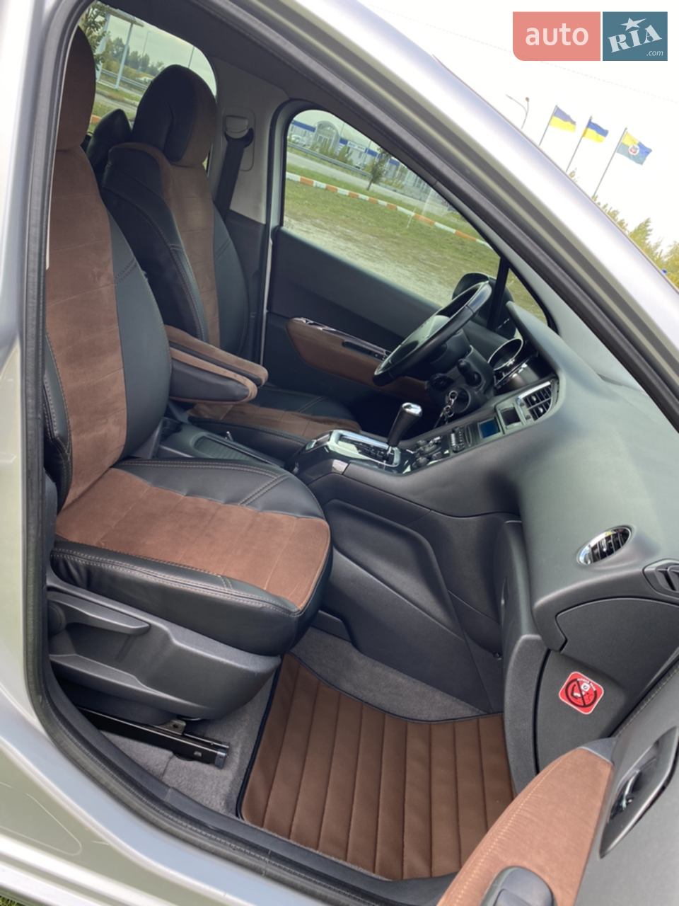 2012 Peugeot 5008 - мініатюра 28