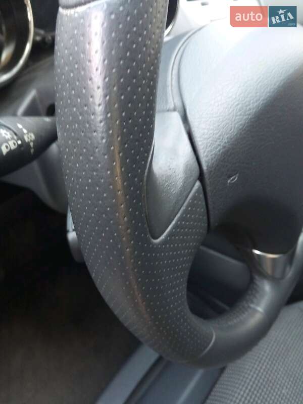 Мінівен Peugeot 5008 2012 в Києві