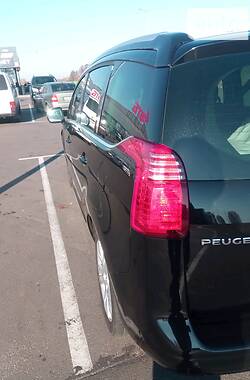 Минивэн Peugeot 5008 2012 в Киеве