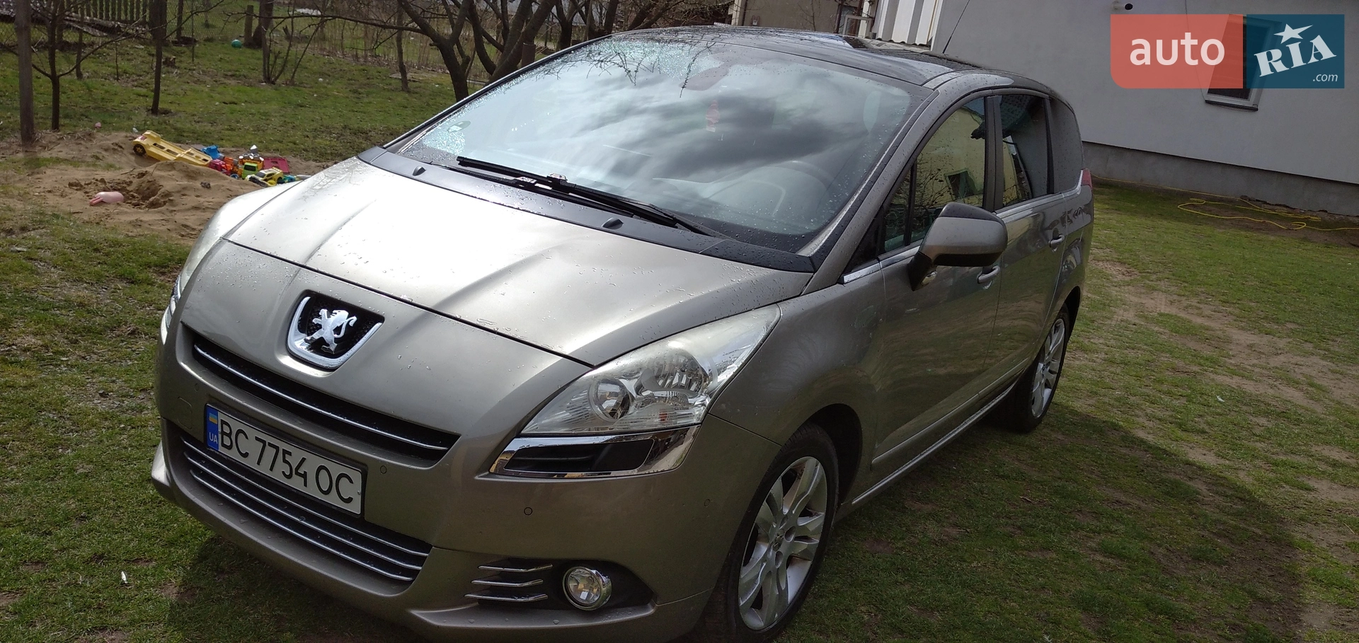 2010 Peugeot 5008 - фото 1