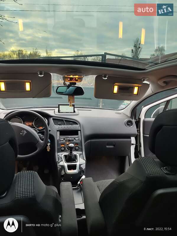 Мікровен Peugeot 5008 2011 в Томашполі