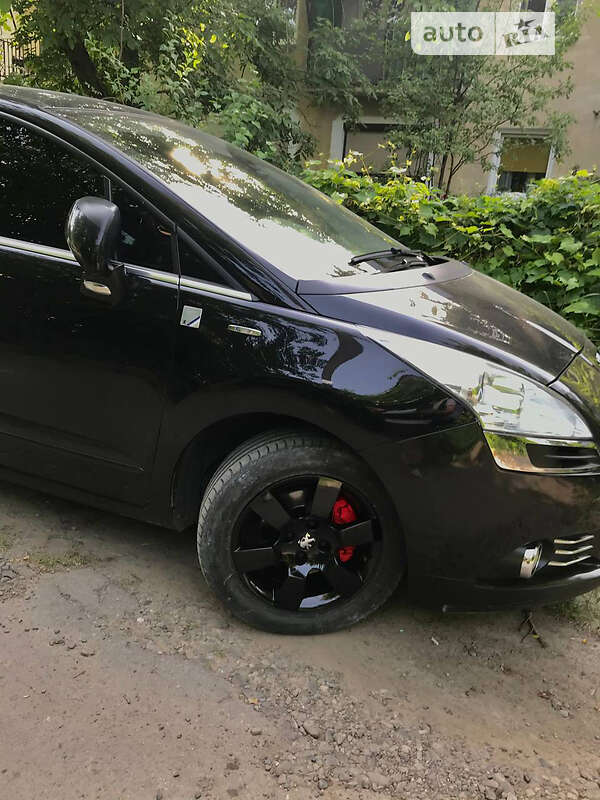 Мікровен Peugeot 5008 2010 в Івано-Франківську