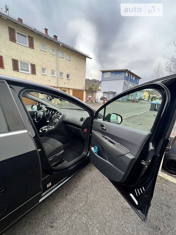 Мікровен Peugeot 5008 2010 в Івано-Франківську